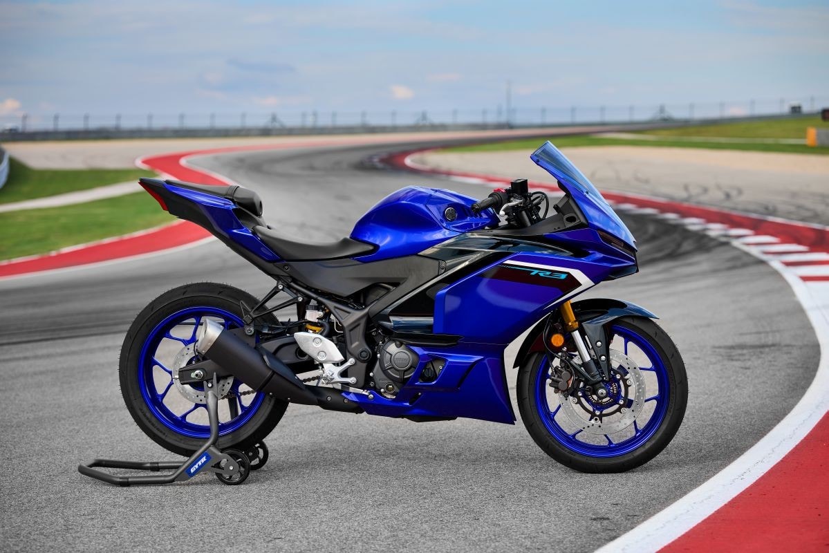 Yamaha R3: tutte le immagini della nuova sportiva 
